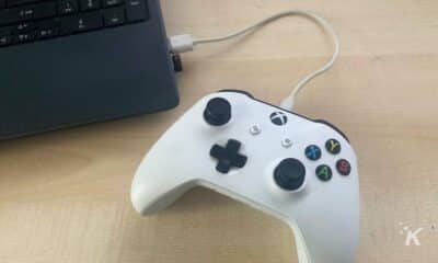 Xbox controller plugged in to a PC