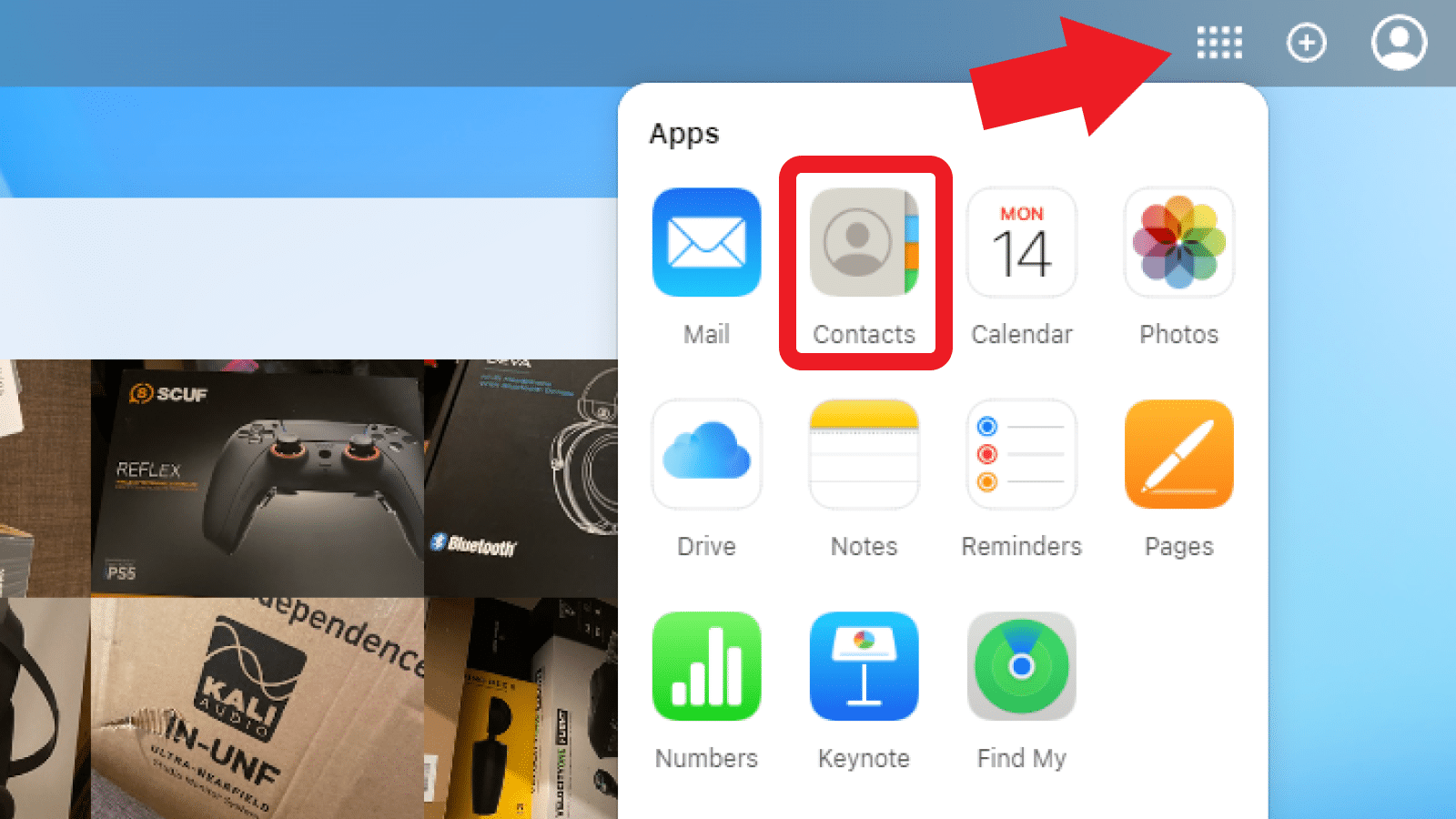 The image shows a list of various applications on iCloud.com