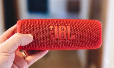 JBL Flip 6 portable speaker red in hand